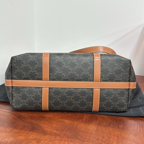 Celine Medium Cabas - Picture 12 of 14